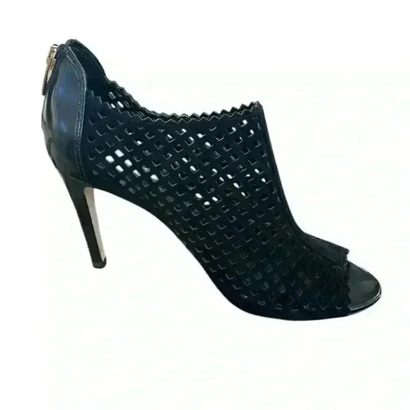 Marc Fisher Peddle Peep Toe Leather Suede Heels  Laser Cut Black Bootie size 6 - Picture 7 of 7